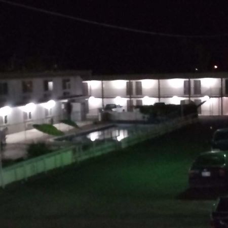 كورتيز Road Runner Lodge المظهر الخارجي الصورة