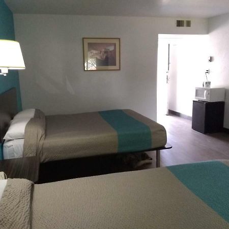 كورتيز Road Runner Lodge المظهر الخارجي الصورة